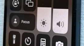 Good
													Apple iPhone 14 - T-Mobile, Midnight, 128 GB, A2649, photo 4 of 8