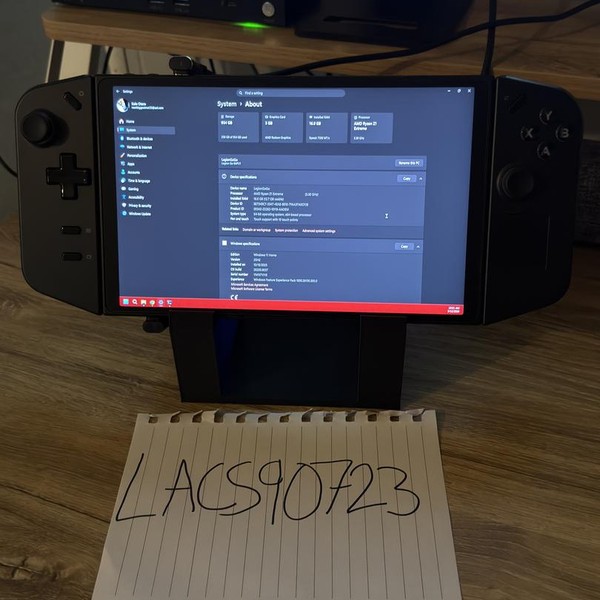 Lenovo Legion Go - 1 TB, Black, 16 GB, AMD Ryzen Z1 Extreme