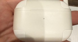 Used
													Apple AirPods Pro 2nd Gen - USB-C, photo 5 of 9