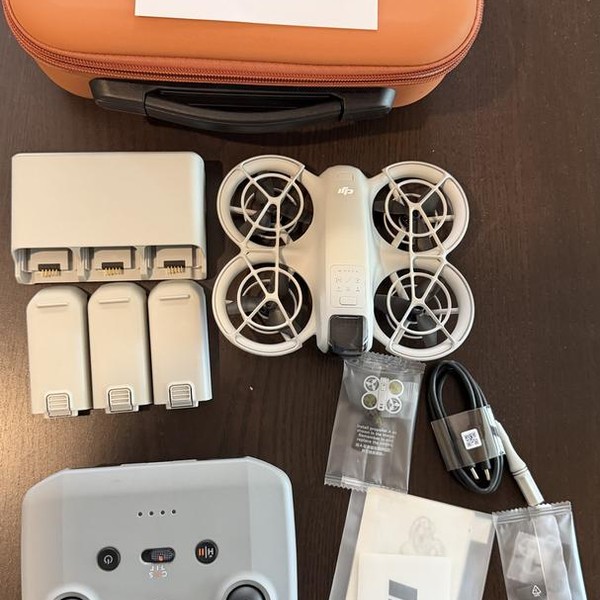 DJI Neo