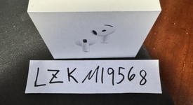 New
													Apple AirPods 4th Gen - Active Noise Cancellation, photo 3 of 3