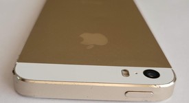 Good
													Apple iPhone 5S - Unlocked Non-US, Gold, 32 GB, A1530, photo 5 of 13