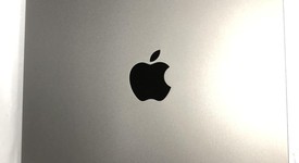 Mint
													Apple iPad Air 5th Gen - Wi-Fi, Gray, 64 GB, A2588, photo 2 of 6