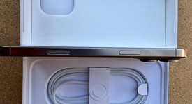 Good
													Apple iPhone 16 Pro Max - Unlocked, White, 256 GB, A3084, photo 4 of 4
