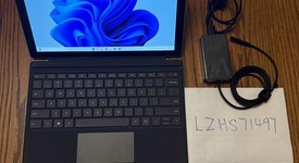 Good
													Microsoft Surface Pro 4 - 12.3 Inch - Wi-Fi, Silver, 256 GB, 8 GB, photo 1 of 10