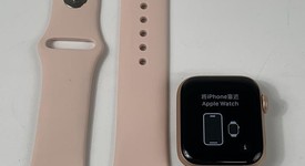 Good
													Apple Watch Series 6 40mm - Unlocked, Gold, A2293 - Cellular, Aluminum, photo 1 of 8