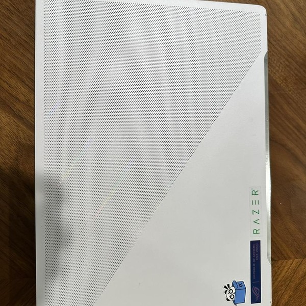 Asus ROG Zephyrus G14 (2022) GA402 - 1 TB, White, 16 GB, AMD Ryzen 9, QHD+ Plus