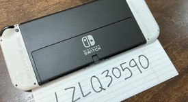 Mint
													Nintendo Switch - OLED - White, 64 GB, photo 3 of 7