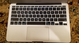 Good
													MacBook Air 2011 - 11" - Silver, 64 GB, 2 GB, photo 4 of 11
