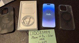 Mint
													Apple iPhone 14 Pro - Unlocked, Silver, 128 GB, A2650, photo 1 of 15