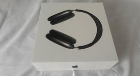 New
													Apple AirPods Max USB-C - Midnight, photo 4 of 5