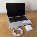 Mint MacBook Pro 2025 - 14 inch - 512 GB, Silver, 16 GB, Apple M5