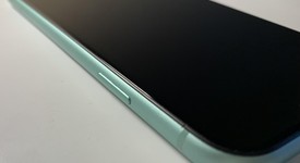 Good
													Apple iPhone 11 - AT&T, Green, 64 GB, A2111, photo 2 of 9