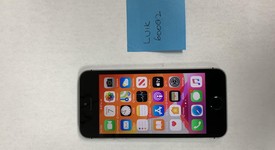 Good
													Apple iPhone SE 1st Gen 2016 - Unlocked, Grey, 32 GB, A1723, photo 2 of 7