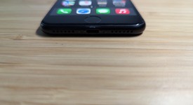 Fair
													Apple iPhone SE 3rd Gen 2022 - Unlocked, Midnight, 64 GB, A2595, photo 4 of 15
