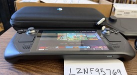 Mint
													Steam Deck - AMD, Black, 256 GB, 16 GB, photo 4 of 8