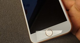 Good
													Apple iPhone 8 - Unlocked, Gold, 64 GB, A1863, photo 3 of 8