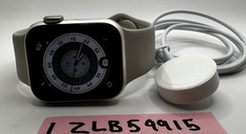 Mint
													Apple Watch SE 2nd Gen 40mm - Unlocked, Silver, A2726 - Cellular, Aluminum, photo 1 of 8