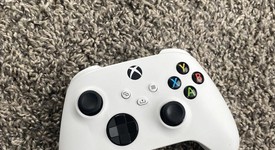 Mint
													Xbox Series S (2020) - White, 512 GB, photo 3 of 10