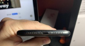 Good
													Apple iPhone Xr - Unlocked, Black, 128 GB, A1984, photo 4 of 7