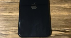 Good
													Apple iPhone SE 3rd Gen 2022 - T-Mobile, Midnight, 128 GB, A2595, photo 3 of 7