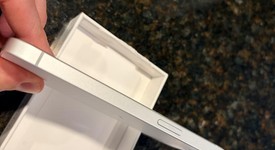 Mint
													Apple iPhone 16e - Unlocked, White, 128 GB, A3212, photo 4 of 9