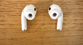 Used
													Apple AirPods Pro 2 - Lightning, photo 5 of 5