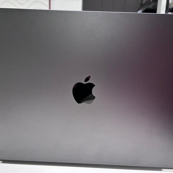 MacBook Pro 2024 - 16 inch - 512 GB, Space Black, 48 GB, Apple M4 Pro 14-core