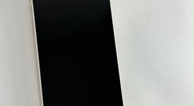 Mint
													Apple iPhone 13 - Unlocked, Starlight, 128 GB, A2482, photo 2 of 5