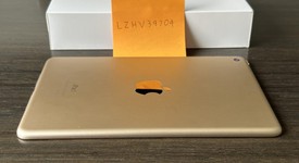 Mint
													Apple iPad Mini 4 - Wi-Fi, Gold, 64 GB, photo 5 of 9