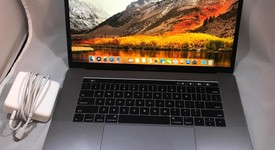 Good
													MacBook Pro 2017 (With Touch Bar) - 15" - I7, Gray, 1 TB, 16 GB, photo 3 of 15