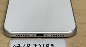 Good
													Apple iPhone 11 - Unlocked Non-US, White, 256 GB, A2221, photo 3 of 5