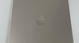 Good
													Apple iPad Air 5th Gen - Wi-Fi, Starlight, 64 GB, A2588, photo 3 of 7