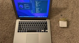 Good
													MacBook Air 2015 - 13" - Silver, 128 GB, 4 GB, photo 2 of 9