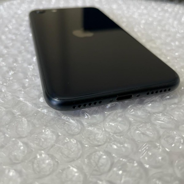 Apple iPhone SE 3rd Gen 2022 - Unlocked, 128 GB, Midnight, A2595