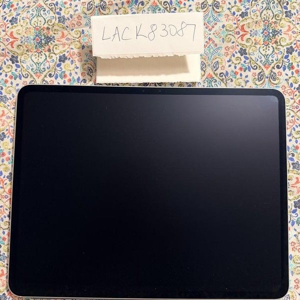 Apple iPad Pro 13 inch (M5) 2025 - Unlocked, 1 TB, Silver, Apple M5 10-Core, A3361, Nano-texture Glass