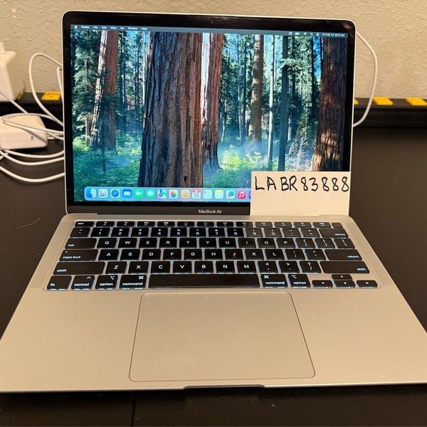 MacBook Air 2020 - 13 inch - 256 GB, Silver, 8 GB, Intel Core i3