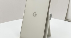 Mint
													Google Pixel 9a - Unlocked, Porcelain, 128 GB, 8 GB, photo 3 of 5