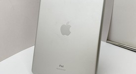 Good
													Apple iPad 9th Gen - Wi-Fi, Silver, 64 GB, A2602, photo 3 of 7