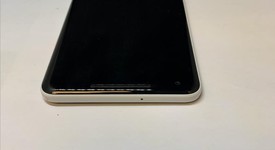 Mint
													Google Pixel 2 XL - Unlocked, Black & White, 64 GB, Google Edition, photo 3 of 6