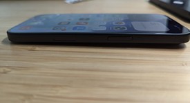 Mint
													Apple iPhone 16 - Unlocked, Black, 128 GB, A3081, photo 4 of 9