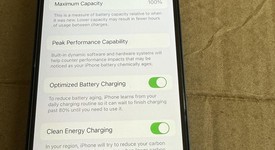 Mint
													Apple iPhone 13 - Unlocked, Midnight, 128 GB, A2482, photo 4 of 10