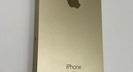 Good
													Apple iPhone SE 1st Gen 2016 - Unlocked, Gold, 32 GB, A1662, photo 3 of 4