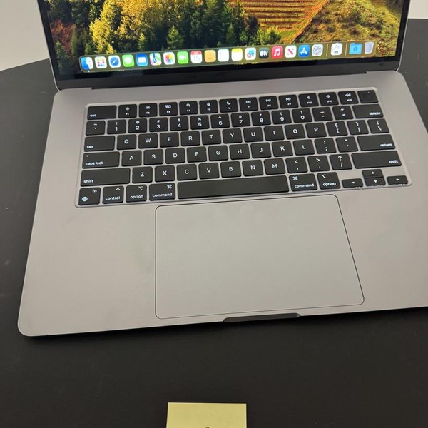 MacBook Air 2024 (M3) - 15 inch - 256 GB, Gray, 8 GB, Apple M3, 10-core GPU