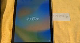 Good
													Apple iPad 5th Gen - Wi-Fi, Gray, 32 GB, A1822, photo 2 of 9