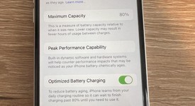 Good
													Apple iPhone SE 2nd Gen 2020 - Unlocked, White, 256 GB, A2275, photo 5 of 15