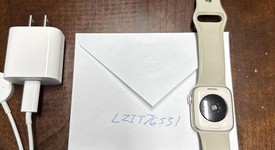 Mint
													Apple Watch SE 2nd Gen 40mm - Starlight, A2722 - GPS, Aluminum, photo 2 of 3