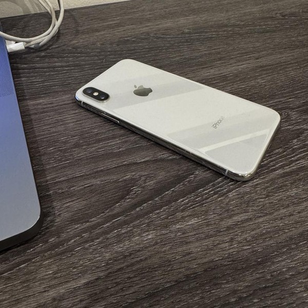 Apple iPhone X - Unlocked, 64 GB, Silver, A1865