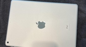 Mint
													Apple iPad 8th Gen - Unlocked, Silver, 32 GB, A2428, photo 2 of 5