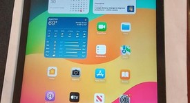 Mint
													Apple iPad 9th Gen - Unlocked, Gray, 64 GB, A2603, photo 6 of 6